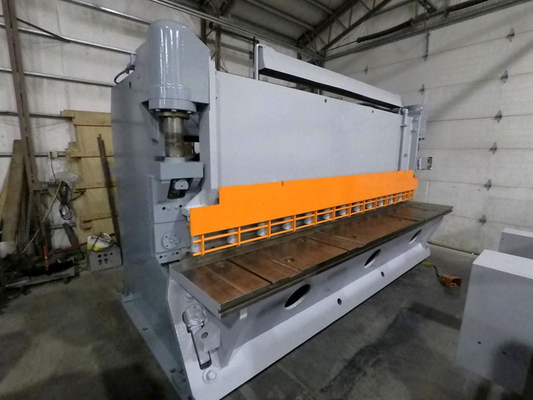 Esquileo hidráulico de la guillotina para la máquina de corte mecánica Qc12k-4x2500 del metal