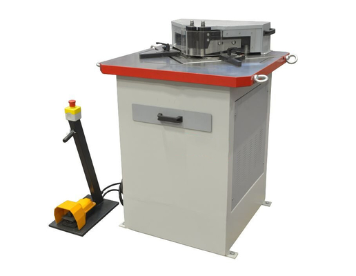 Máquina que hace muescas en de la esquina hidráulica del ángulo ajustable para el corte de aluminio