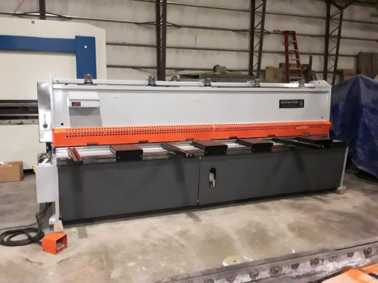cortadora hidráulica del esquileo del CNC de 2m m 4m m 6m m QC12Y-16x4000 QC12Y-16x3200