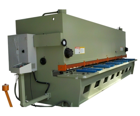 4 pies 2 pies de la guillotina hidráulica auto del CNC de máquina de corte de corte del diseño